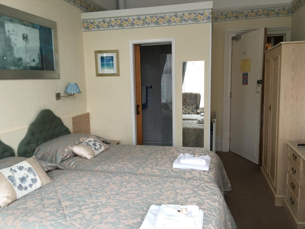 Hotel Riviera By The Sea بورنماوث المظهر الخارجي الصورة